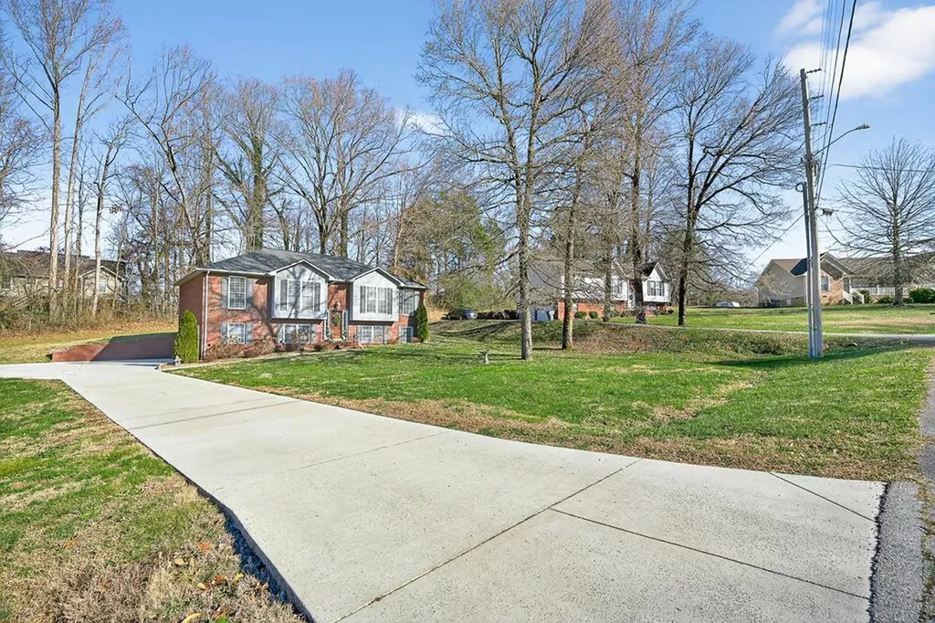 1920 Bay View Drive Cookeville TN 38506