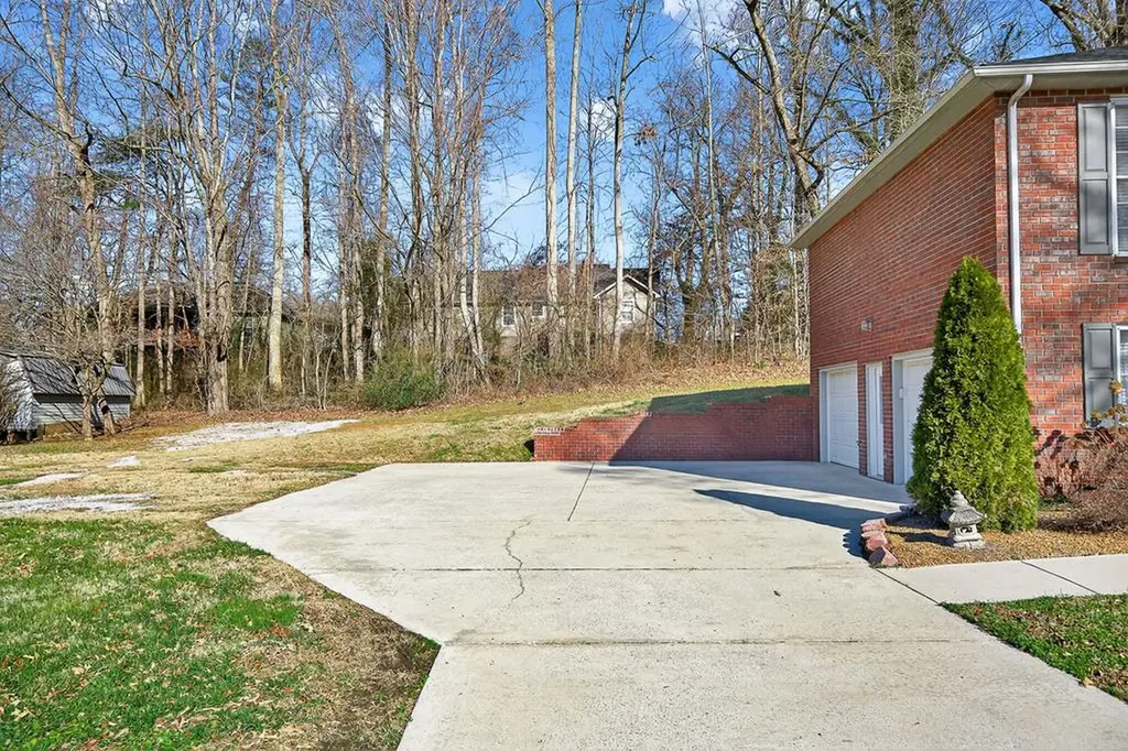 1920 Bay View Drive Cookeville TN 38506