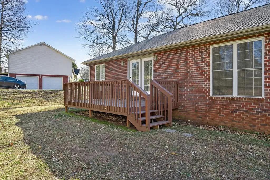 1920 Bay View Drive Cookeville TN 38506