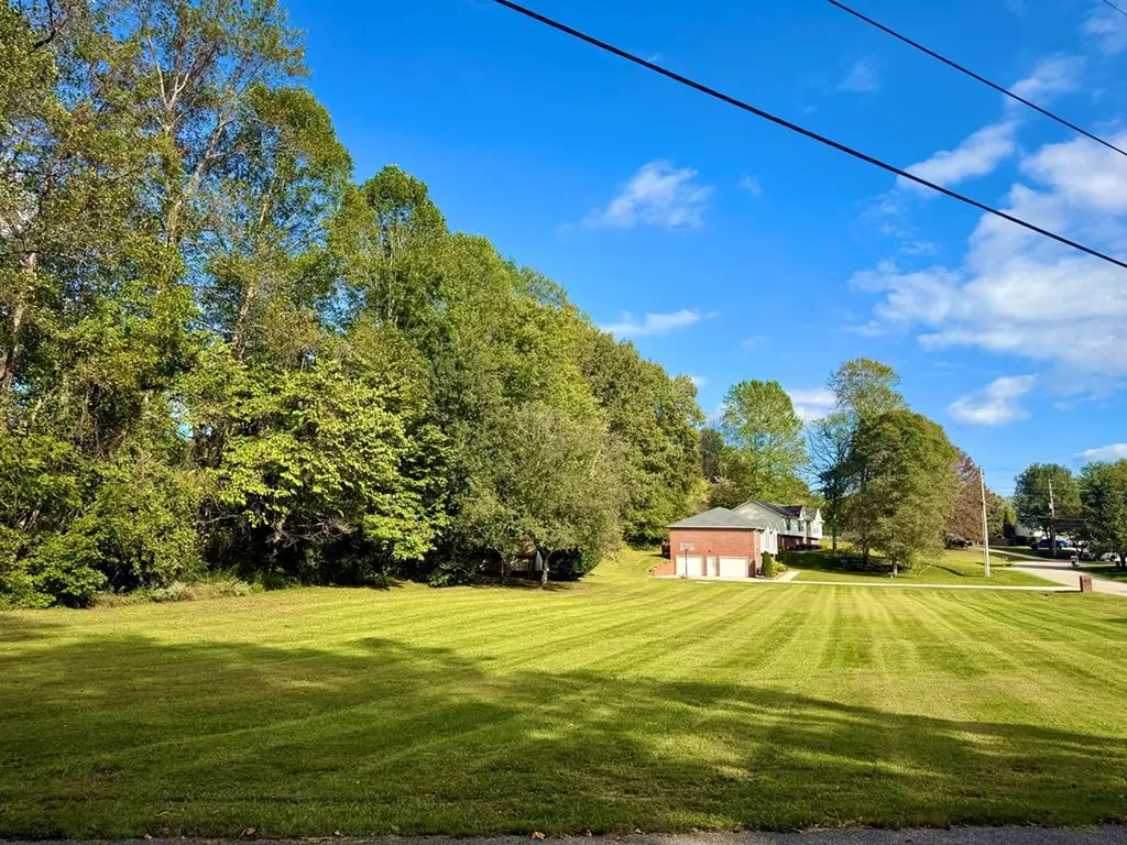 1920 Bay View Drive Cookeville TN 38506