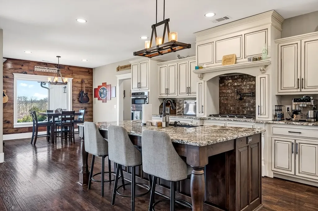 3001 Tulip Lane Cookeville TN 38501