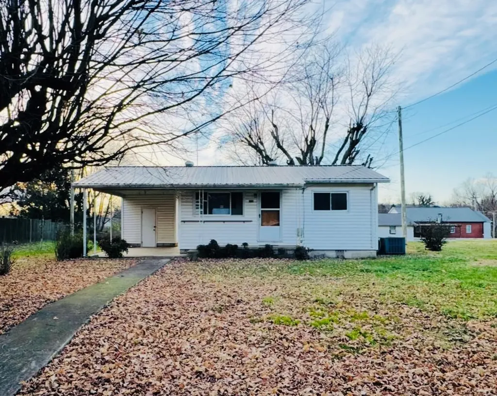 410 High Street Livingston TN 38570