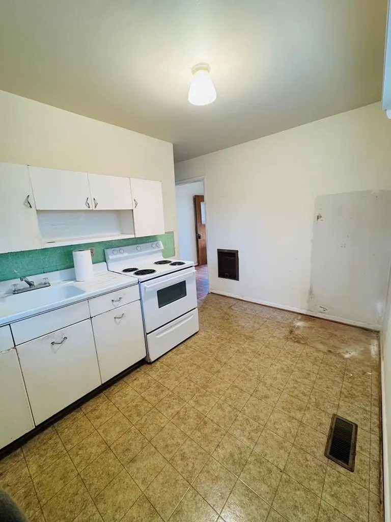 410 High Street Livingston TN 38570