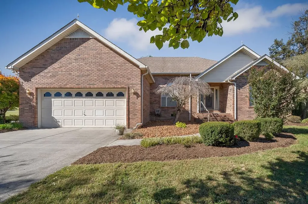 3582 SW South Pointe Road Cookeville TN 38506