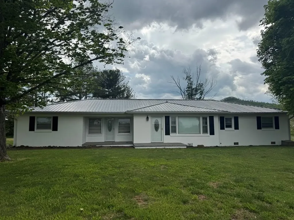 1860 Moodyville Road Byrdstown TN 38549