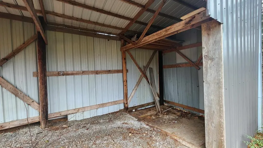 1860 Moodyville Road Byrdstown TN 38549