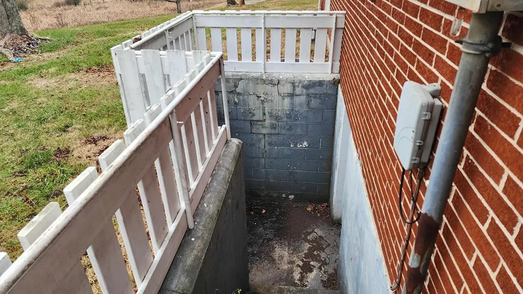 1860 Moodyville Road Byrdstown TN 38549