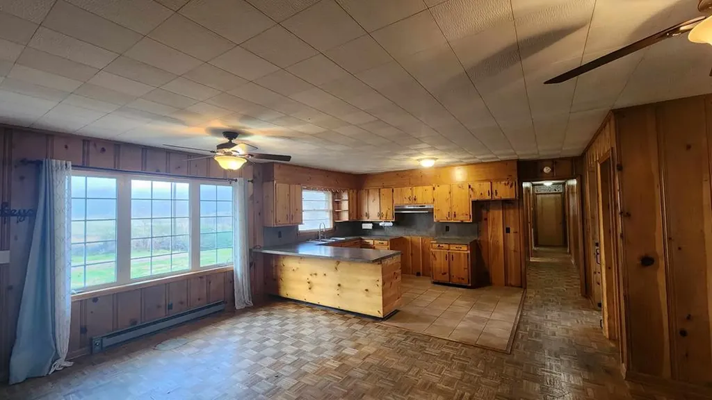 1860 Moodyville Road Byrdstown TN 38549