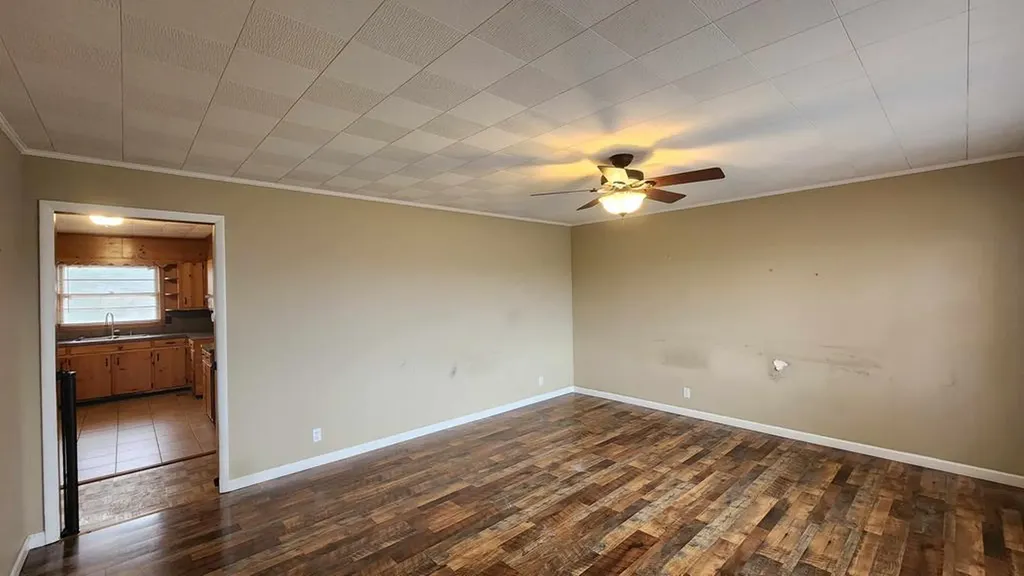 1860 Moodyville Road Byrdstown TN 38549