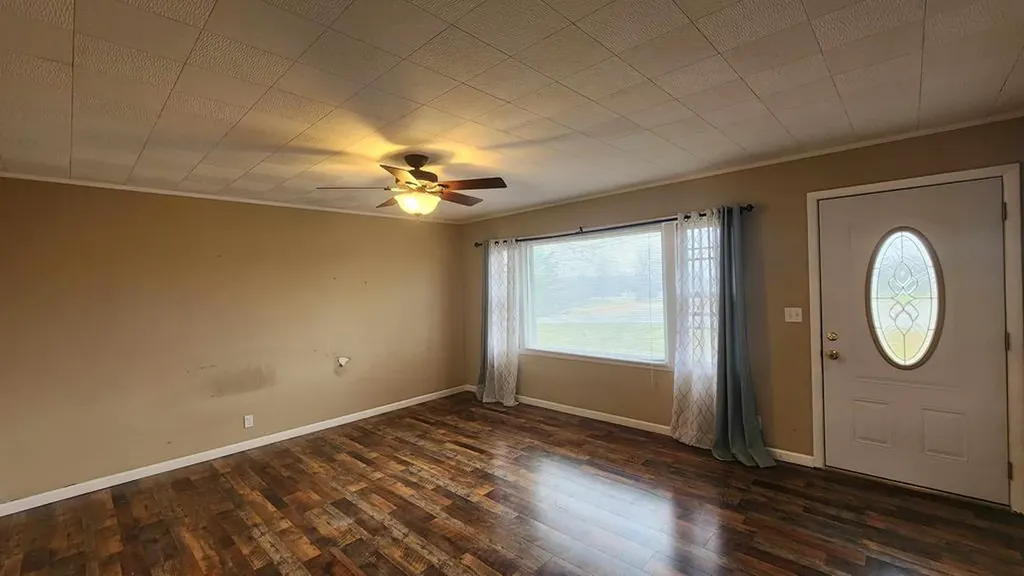 1860 Moodyville Road Byrdstown TN 38549