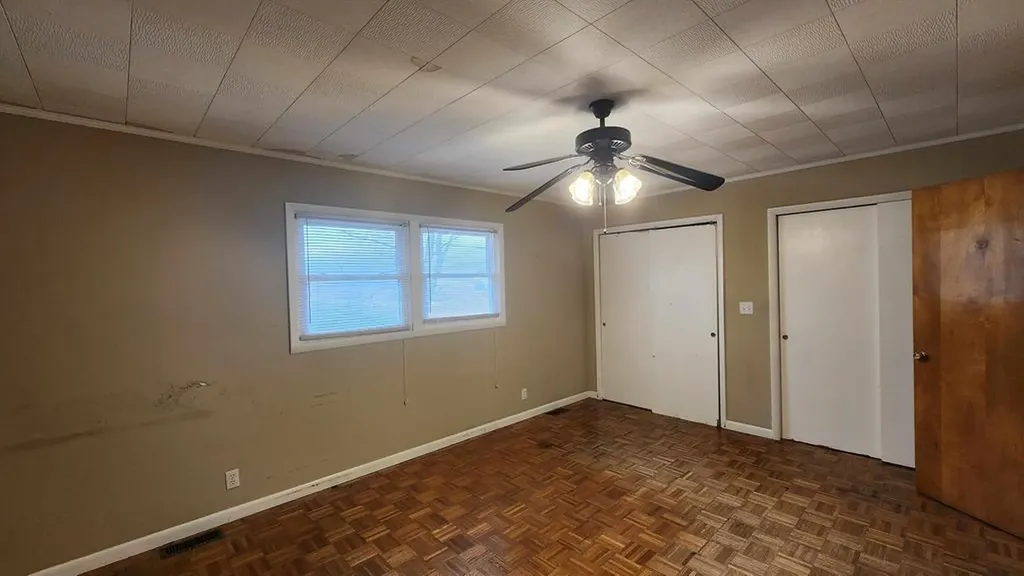 1860 Moodyville Road Byrdstown TN 38549