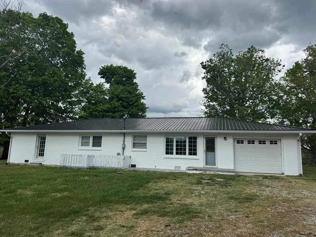 1860 Moodyville Road Byrdstown TN 38549