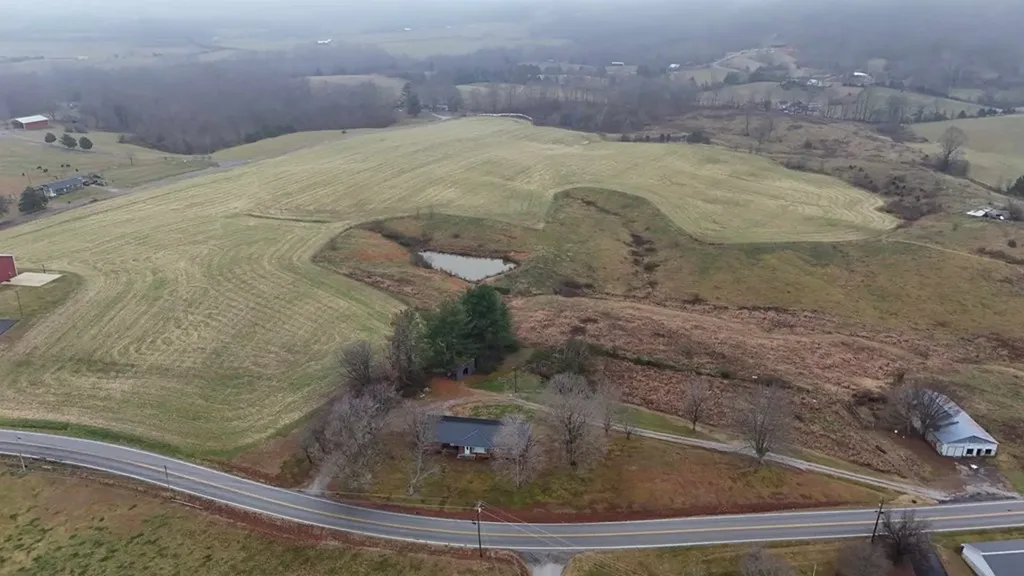 1860 Moodyville Road Byrdstown TN 38549