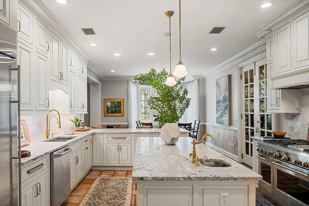 335 N Dixie Avenue Cookeville TN 38501