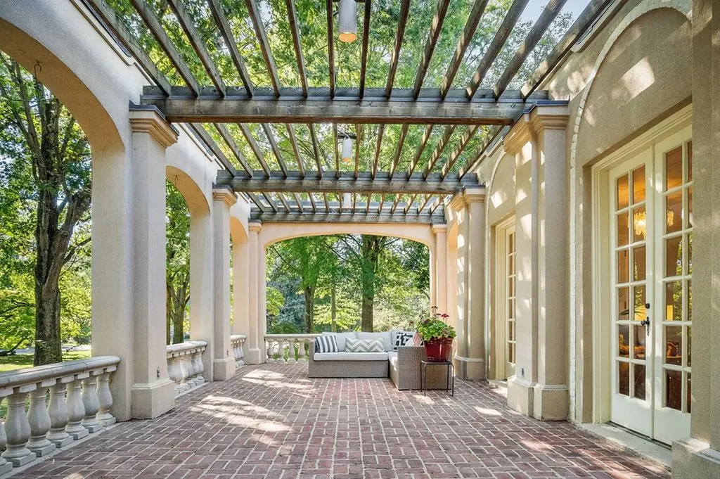 335 N Dixie Avenue Cookeville TN 38501