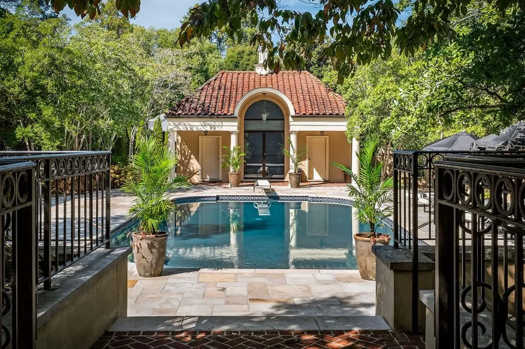 335 N Dixie Avenue Cookeville TN 38501