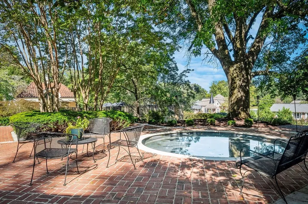 335 N Dixie Avenue Cookeville TN 38501