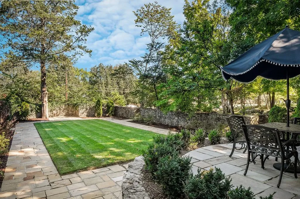 335 N Dixie Avenue Cookeville TN 38501