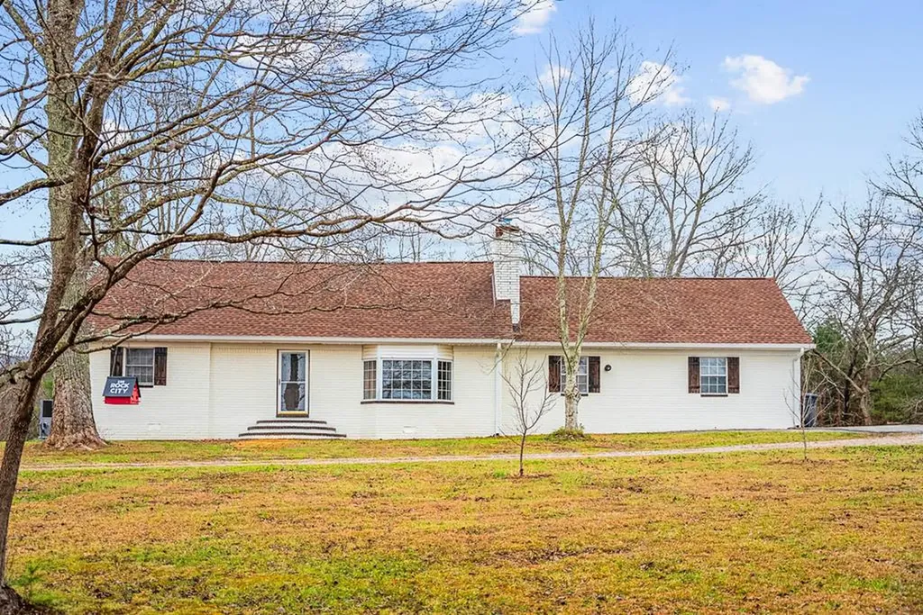 64 Pugh Road Crossville TN 38555