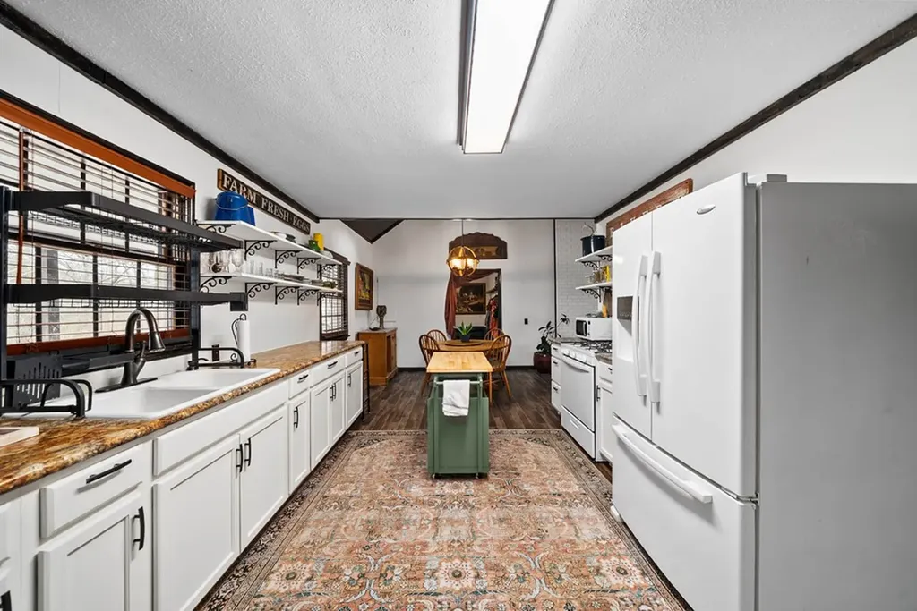 64 Pugh Road Crossville TN 38555