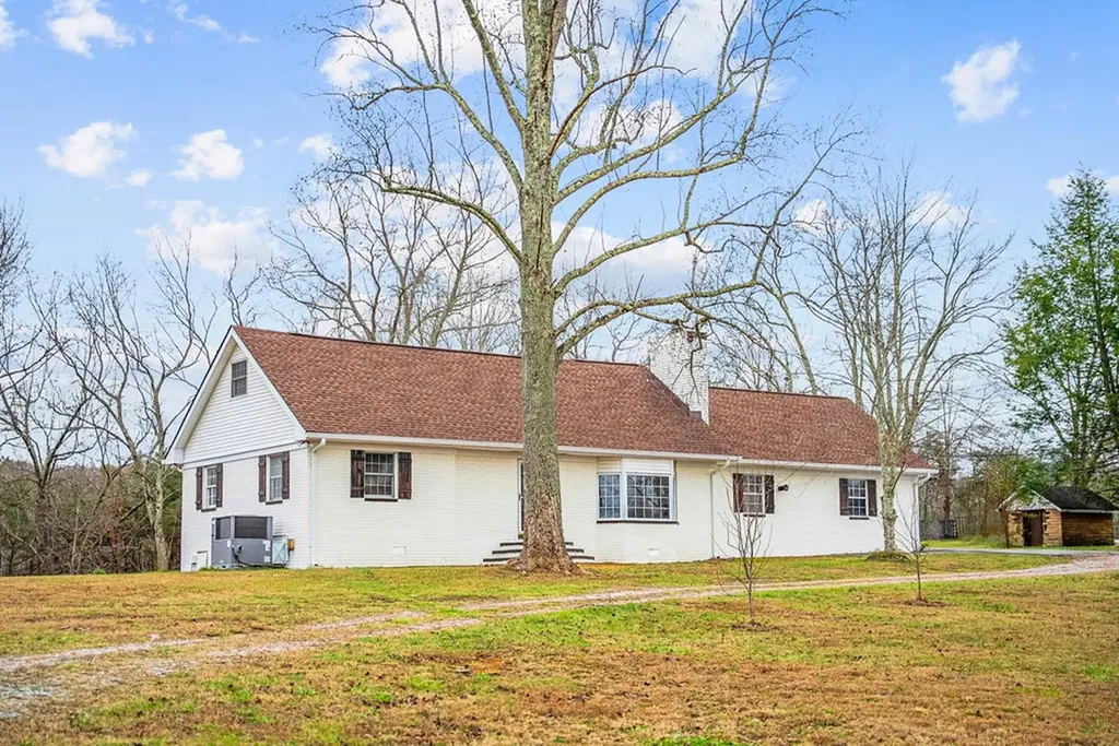 64 Pugh Road Crossville TN 38555