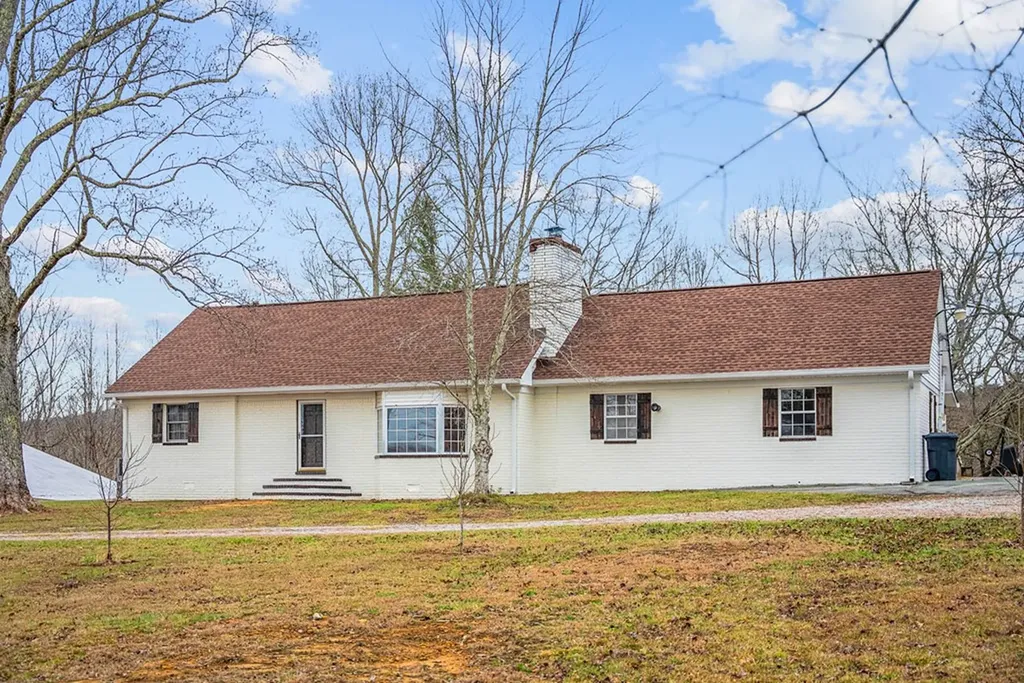 64 Pugh Road Crossville TN 38555
