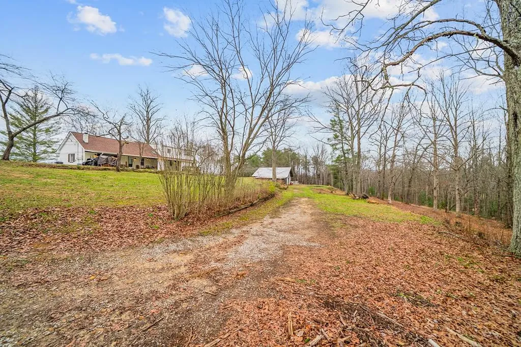 64 Pugh Road Crossville TN 38555