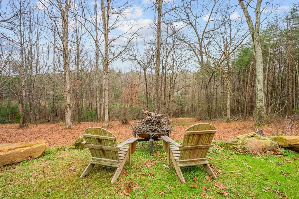 64 Pugh Road Crossville TN 38555