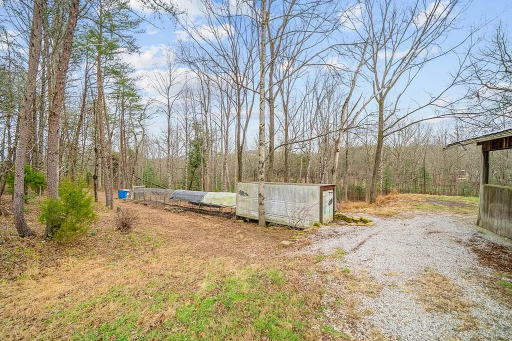 64 Pugh Road Crossville TN 38555