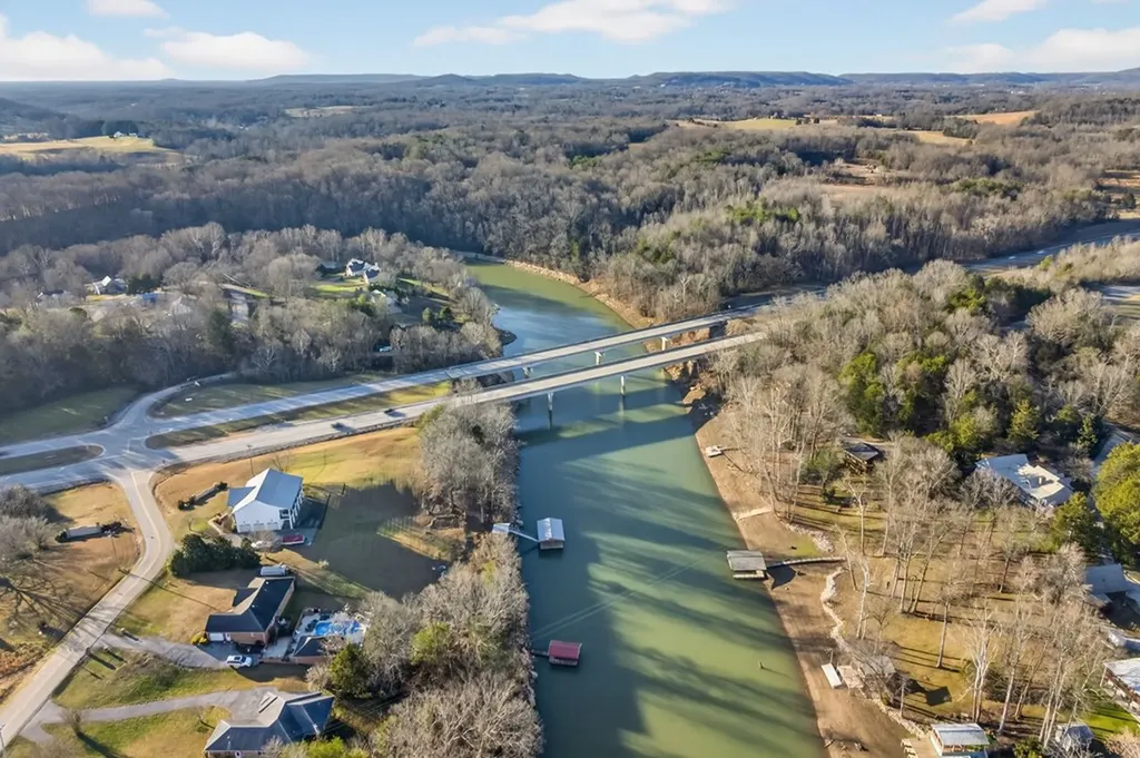 77 River Front Drive Sparta TN 38583