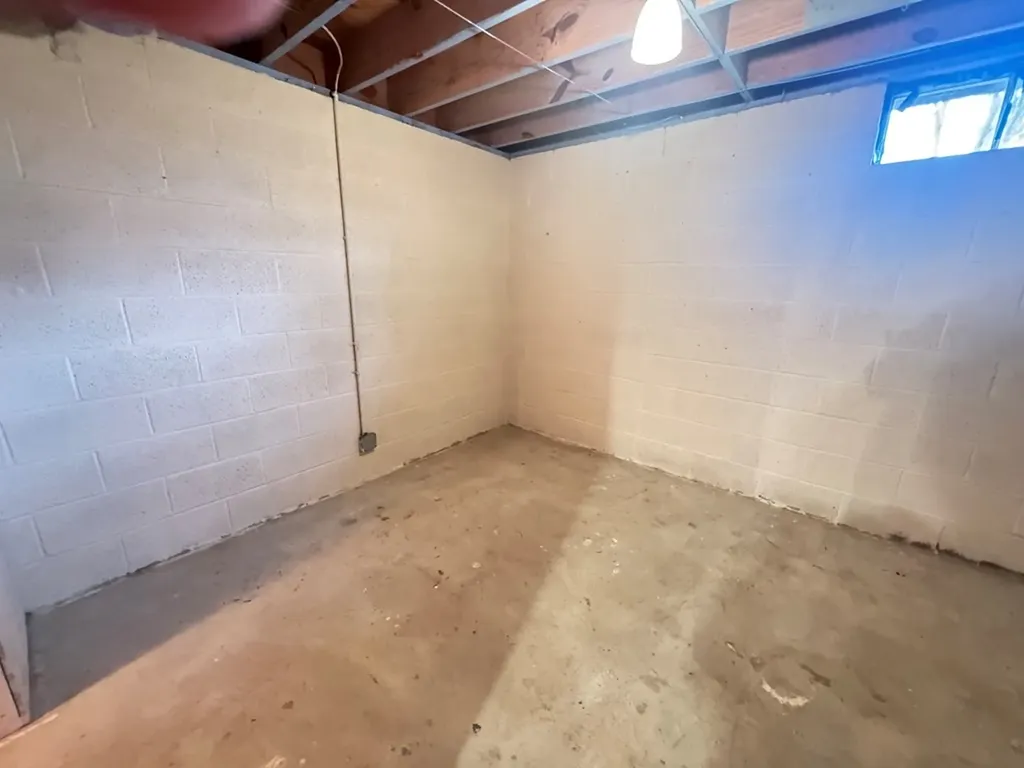 146 H Brown Lane Gainesboro TN 38562