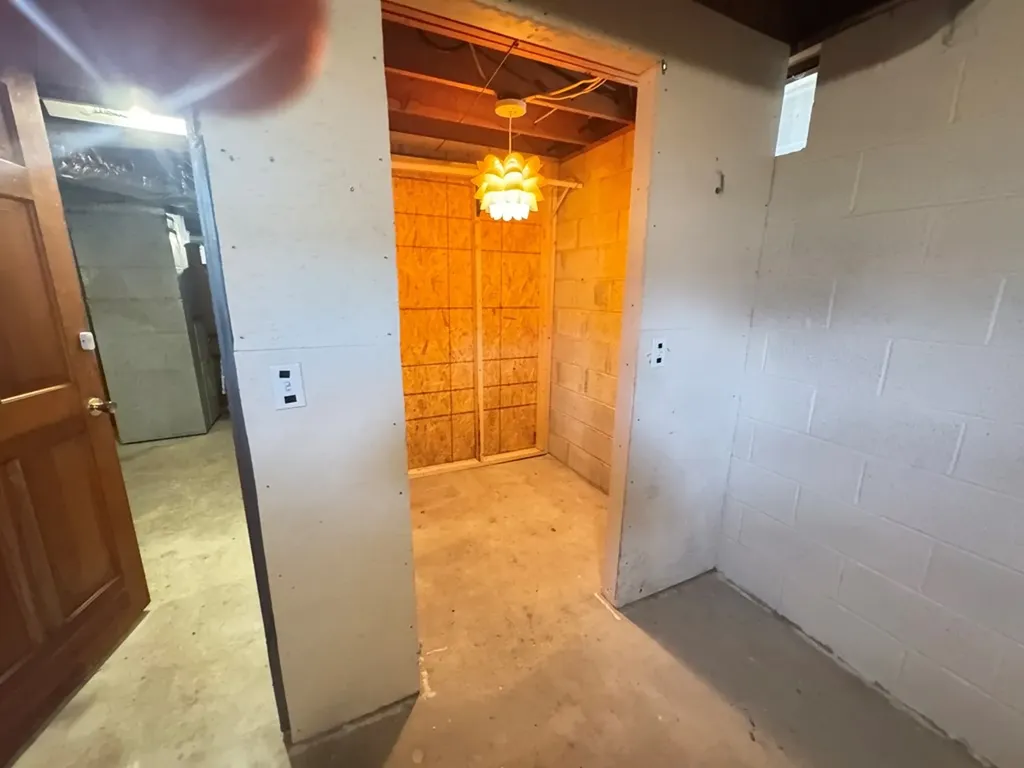 146 H Brown Lane Gainesboro TN 38562