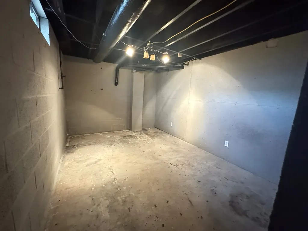 146 H Brown Lane Gainesboro TN 38562