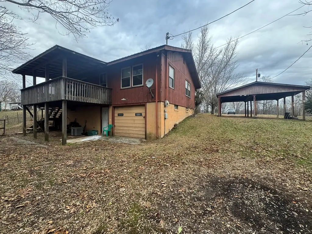 146 H Brown Lane Gainesboro TN 38562