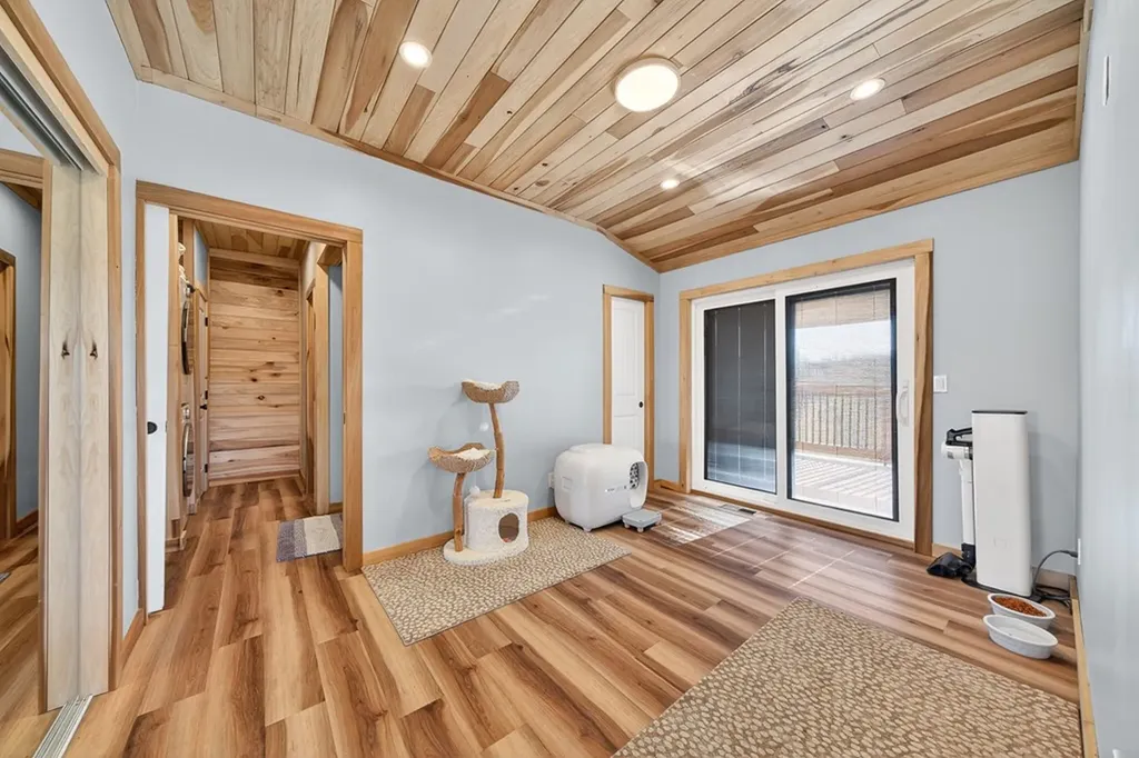 8225 Red Hill Road Pall Mall TN 38577