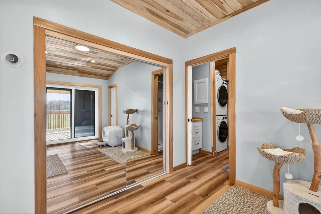 8225 Red Hill Road Pall Mall TN 38577