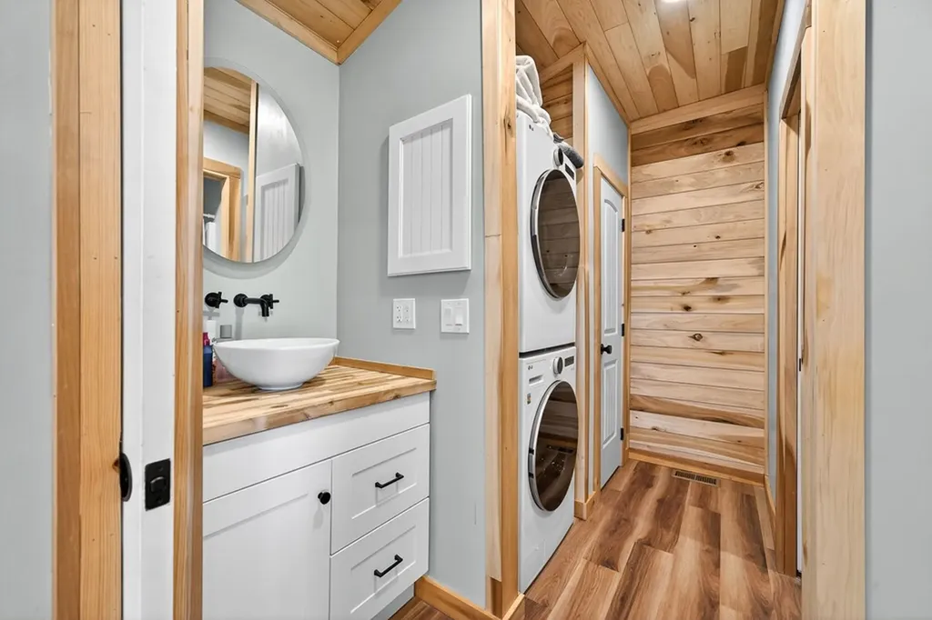 8225 Red Hill Road Pall Mall TN 38577