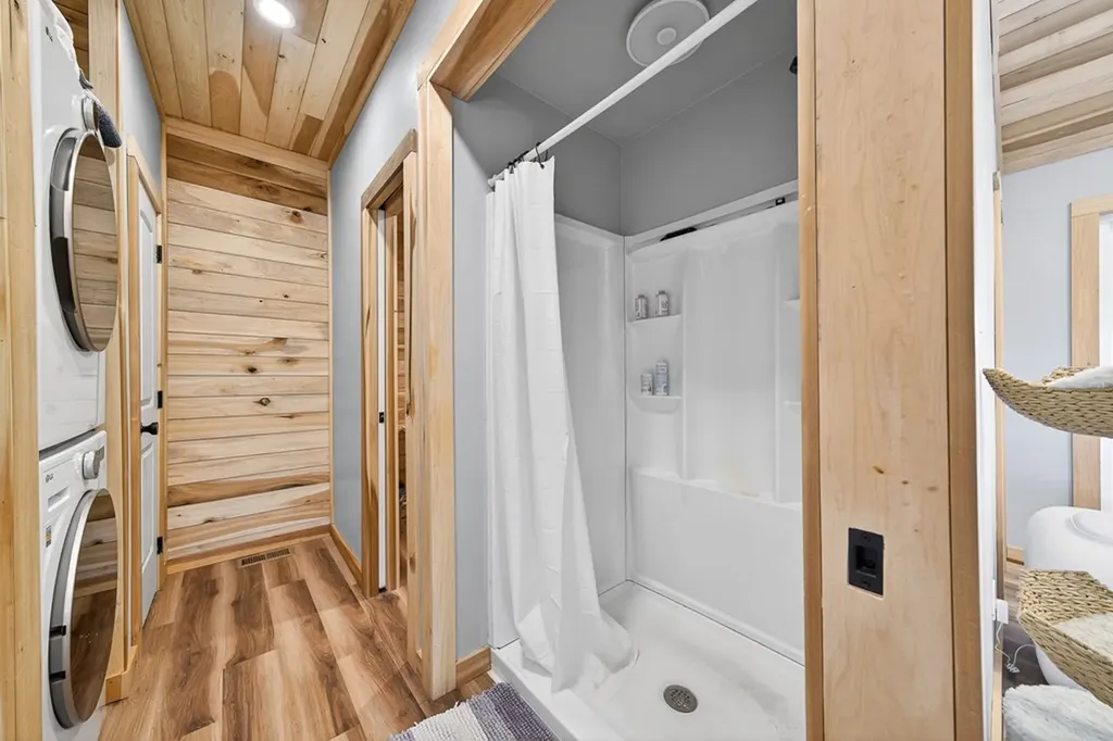 8225 Red Hill Road Pall Mall TN 38577