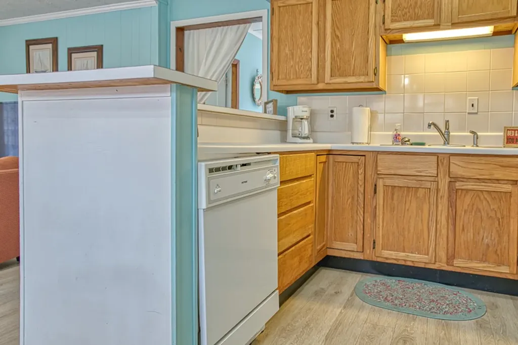 1369 Austin Lake Road Baxter TN 38544