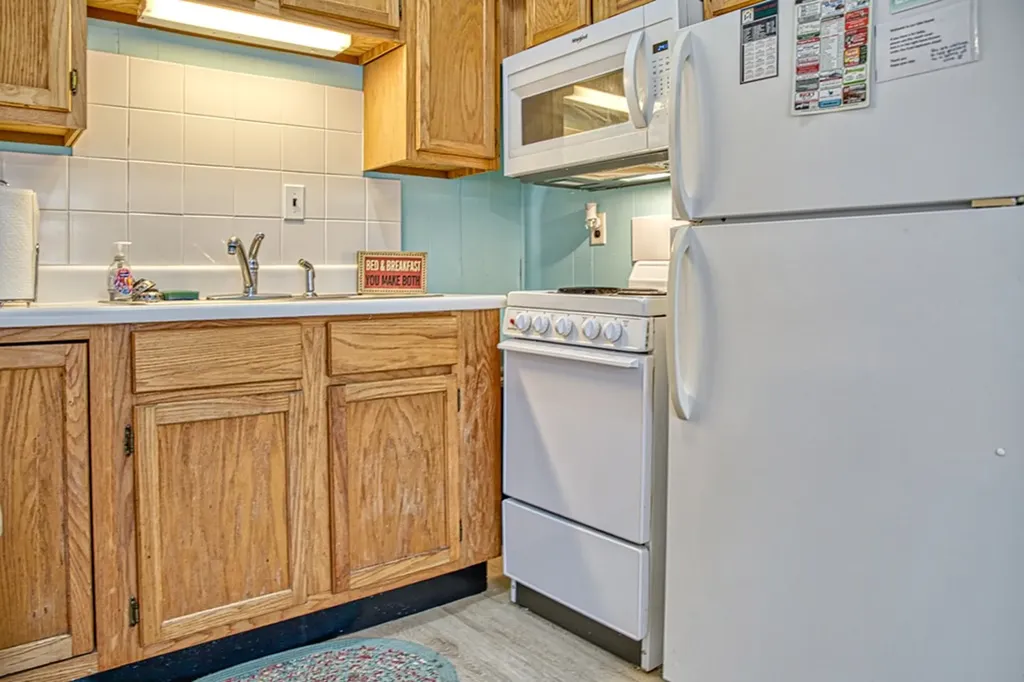 1369 Austin Lake Road Baxter TN 38544