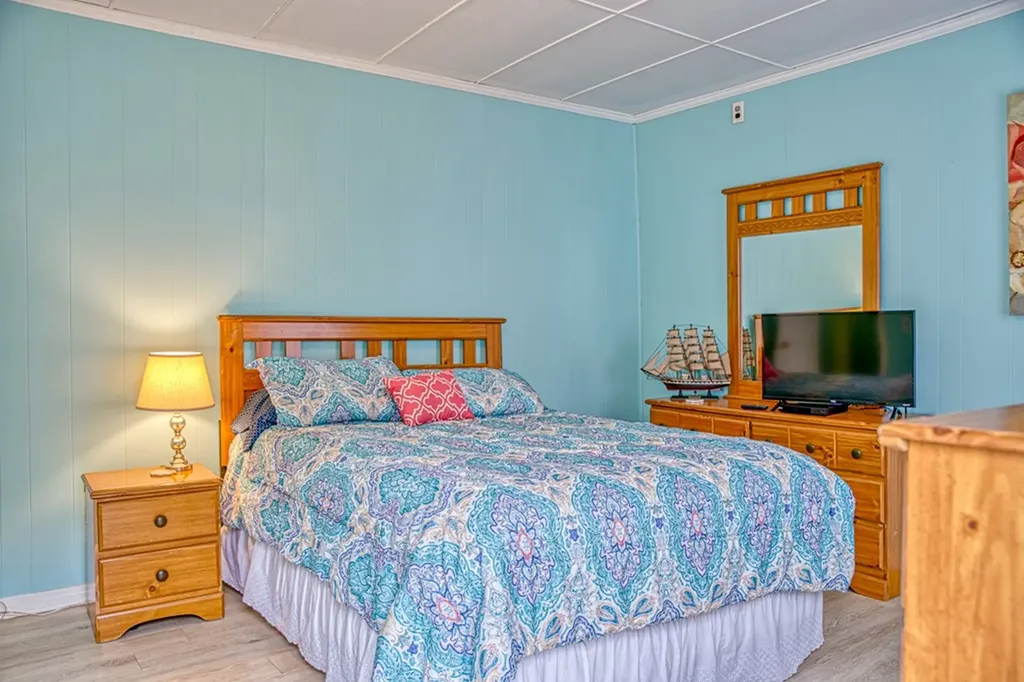 1369 Austin Lake Road Baxter TN 38544