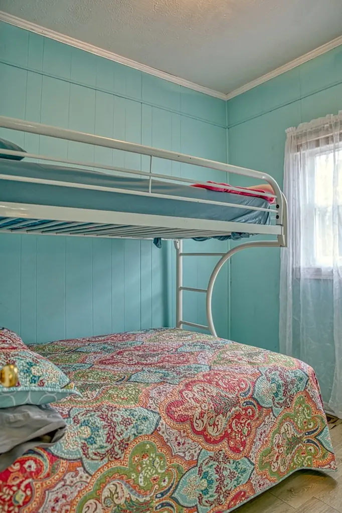 1369 Austin Lake Road Baxter TN 38544