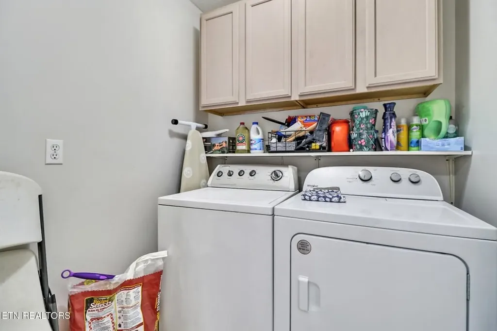 93 Tower Way Allardt TN 38504-5129