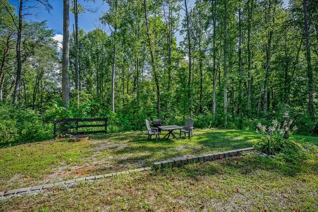 3249 Moodyville Road Byrdstown TN 38549