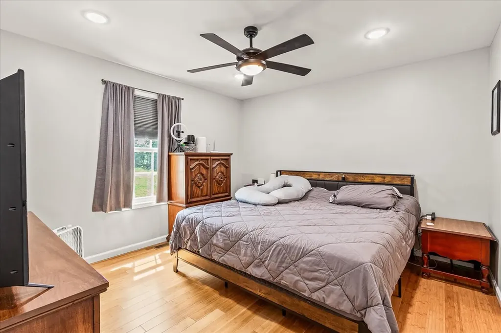 2190 Sullivan Knowles Road Sparta TN 38583