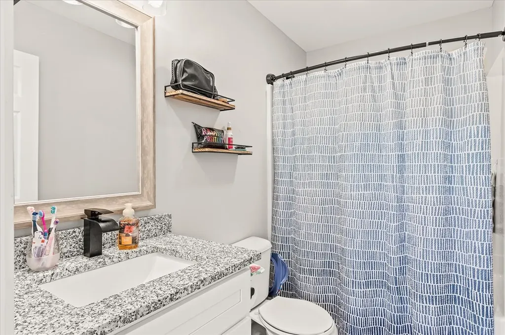 2190 Sullivan Knowles Road Sparta TN 38583