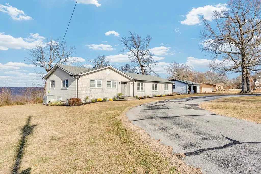 362 Vandy Circle Sparta TN 38583