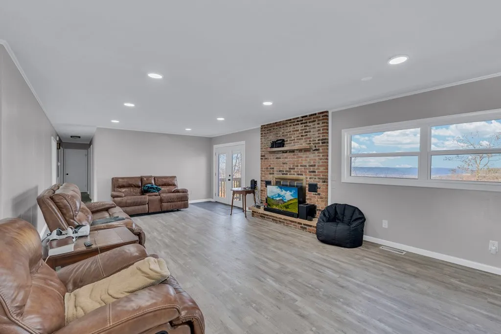 362 Vandy Circle Sparta TN 38583
