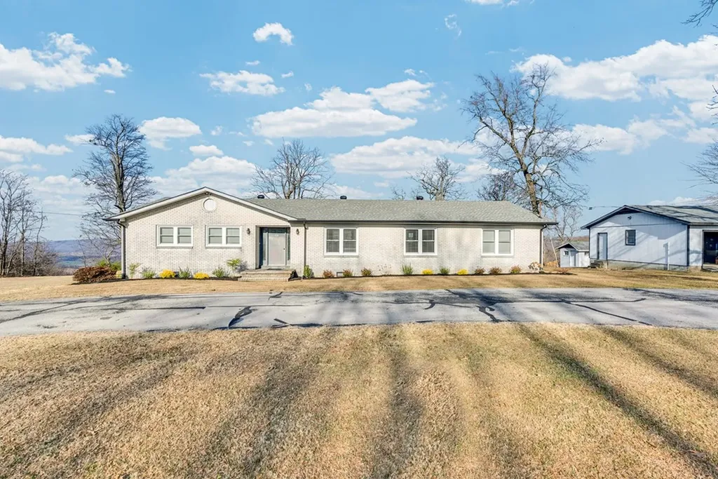 362 Vandy Circle Sparta TN 38583