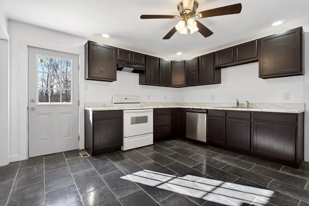 181 Wade Subdivision Lane Gainesboro TN 38562